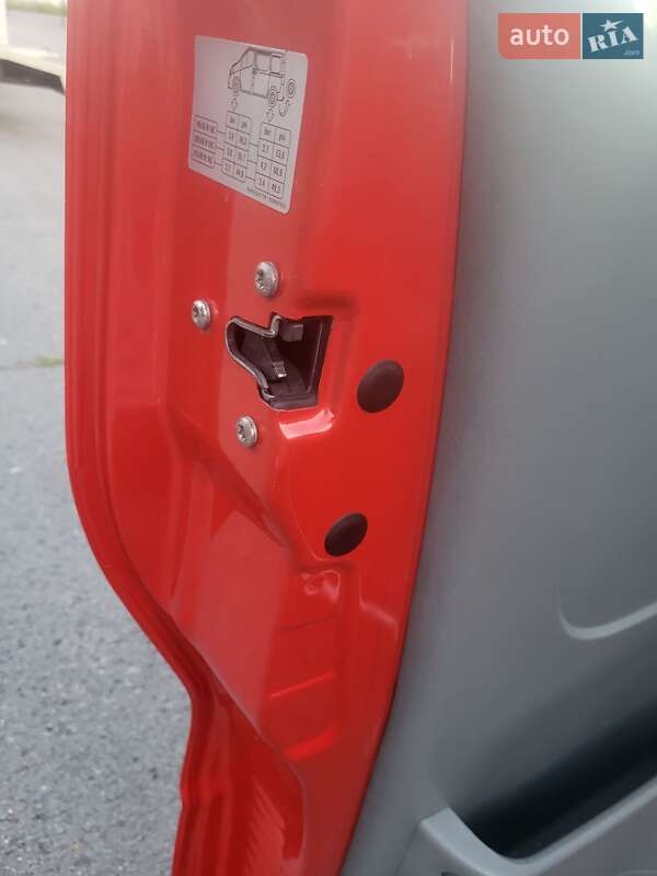 Минивэн Nissan Primastar 2009 в Хмельницком