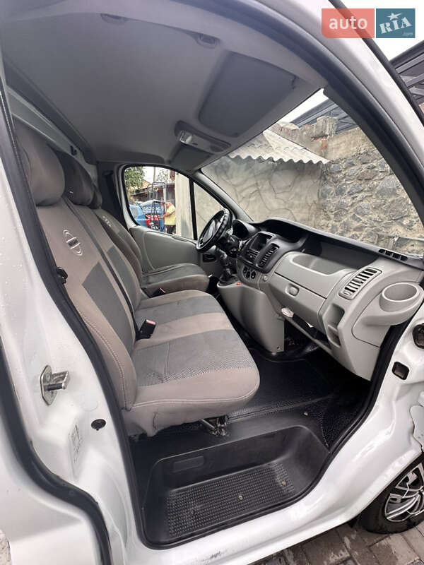 Грузовой фургон Nissan Primastar 2013 в Шепетовке фото 23 Грузовой фургон Nissan Primastar 2013 в Шепетовке