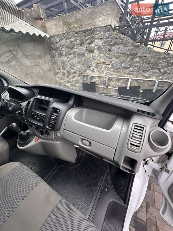 Грузовой фургон Nissan Primastar 2013 в Шепетовке фото 24 Грузовой фургон Nissan Primastar 2013 в Шепетовке