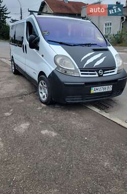 Минивэн Nissan Primastar 2003 в  фото 18 Минивэн Nissan Primastar 2003 в