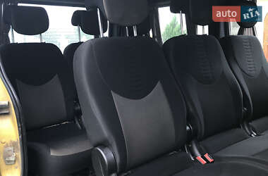 Минивэн Nissan Primastar 2004 в Рожнове