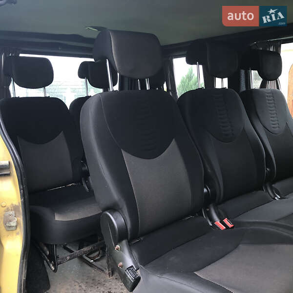 Мінівен Nissan Primastar 2004 в Рожнові