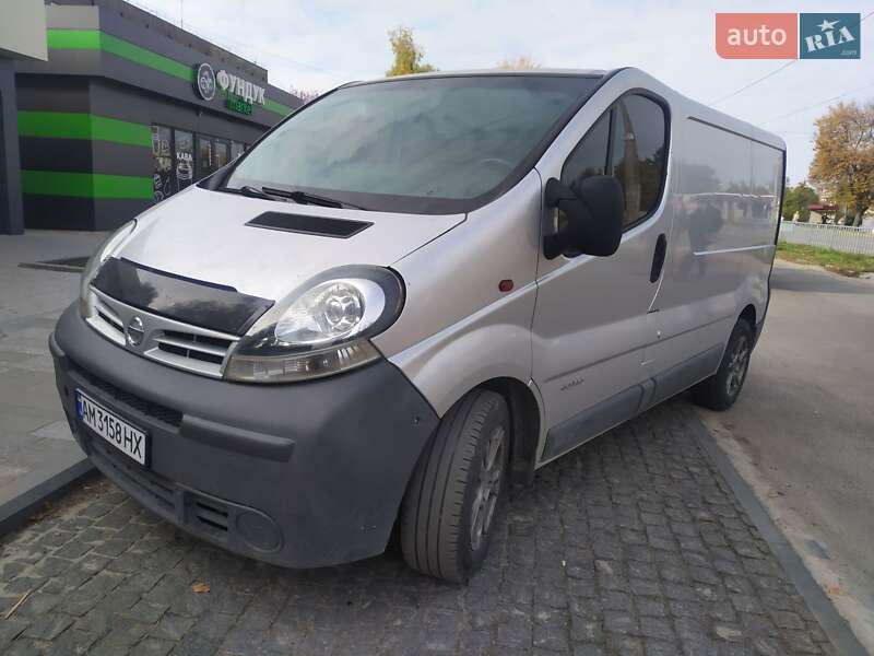 Вантажний фургон Nissan Primastar 2004 в Житомирі