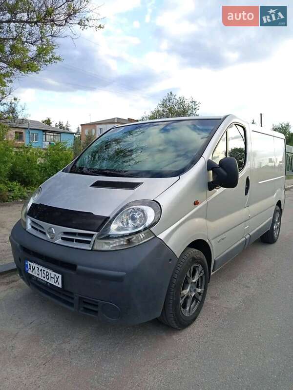 Вантажний фургон Nissan Primastar 2004 в Житомирі