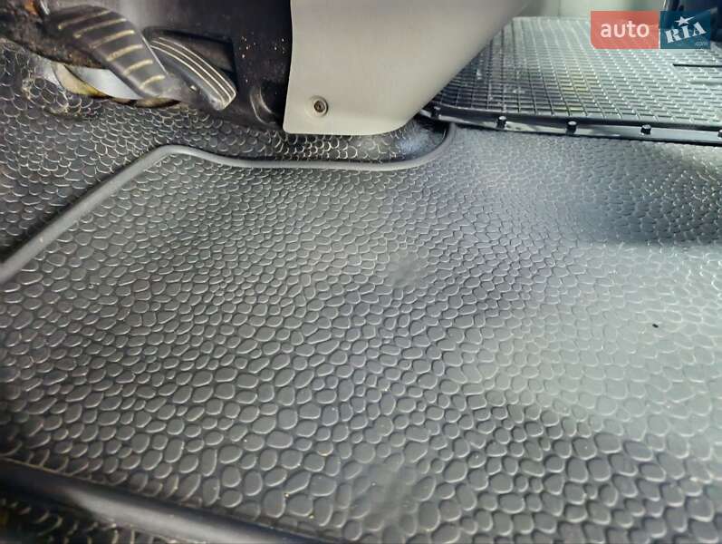 Грузовой фургон Nissan Primastar 2010 в Делятине фото 22 Грузовой фургон Nissan Primastar 2010 в Делятине