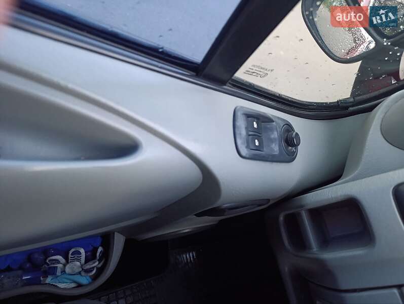 Грузовой фургон Nissan Primastar 2010 в Делятине фото 24 Грузовой фургон Nissan Primastar 2010 в Делятине