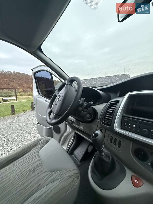 Мінівен Nissan Primastar 2013 в Ужгороді