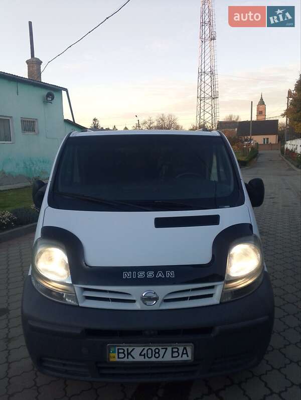 Nissan Primastar 2004