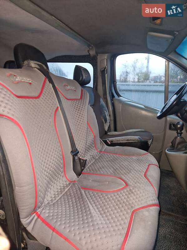 Мінівен Nissan Primastar 2005 в Чернівцях