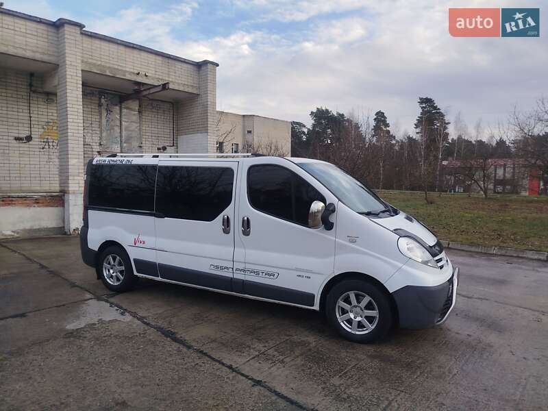 Минивэн Nissan Primastar 2008 в Нетешине
