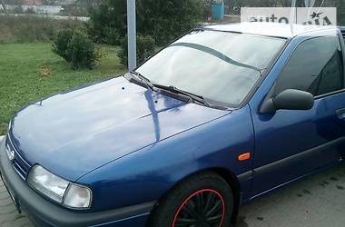 Седан Nissan Primera 1994 в Виннице