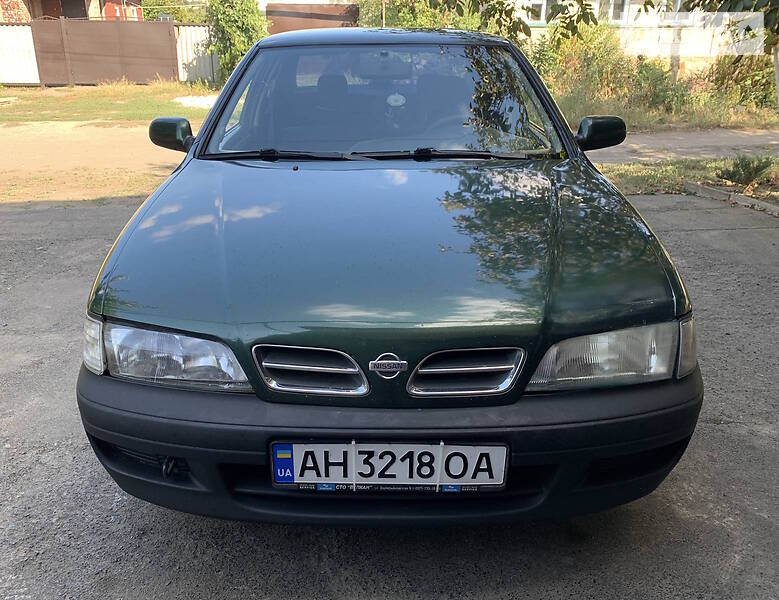 Седан Nissan Primera 1997 в Бахмуте