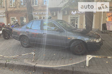 Седан Nissan Primera 1993 в Одессе