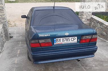 Седан Nissan Primera 1995 в Хмельницькому