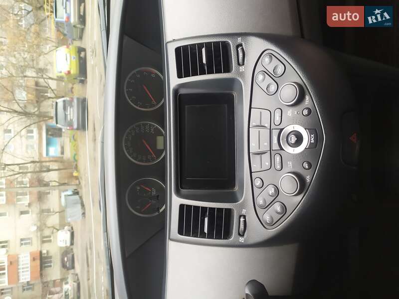 Седан Nissan Primera 2002 в Днепре