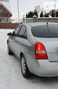 Седан Nissan Primera 2004 в Ровно