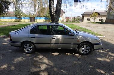 Хэтчбек Nissan Primera 1993 в Дубно