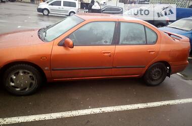 Седан Nissan Primera 1997 в Рівному