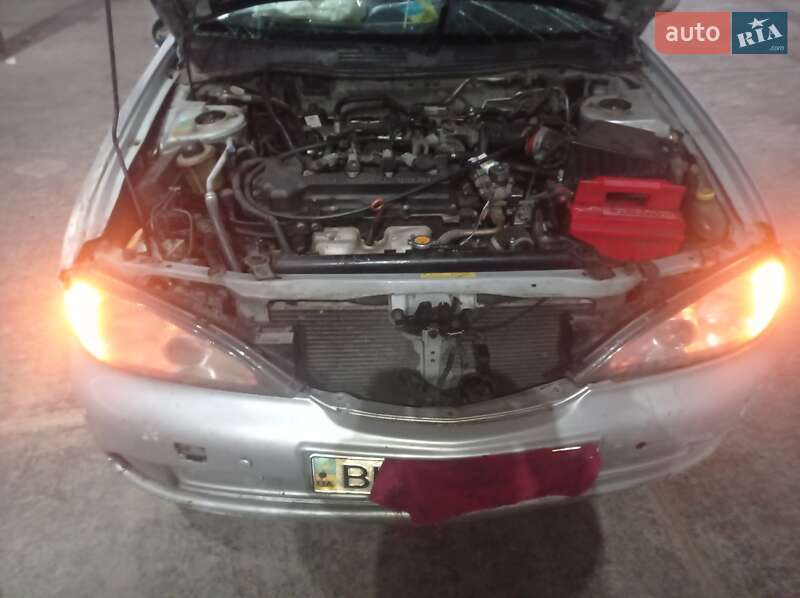 Хэтчбек Nissan Primera 2000 в Херсоне
