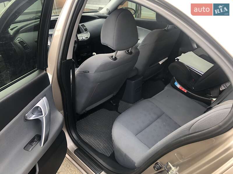 Седан Nissan Primera 2006 в Одессе