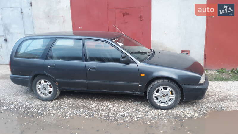 Універсал Nissan Primera 1991 в Тернополі