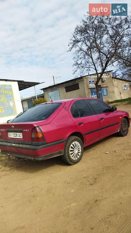 Хетчбек Nissan Primera 1991 в Білгороді-Дністровському