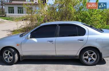 Седан Nissan Primera 2000 в Харкові