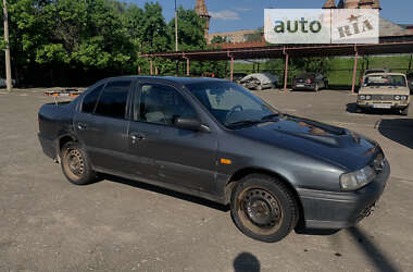 Седан Nissan Primera 1993 в Краматорске