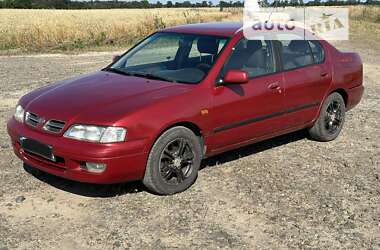 Седан Nissan Primera 1998 в Овідіополі