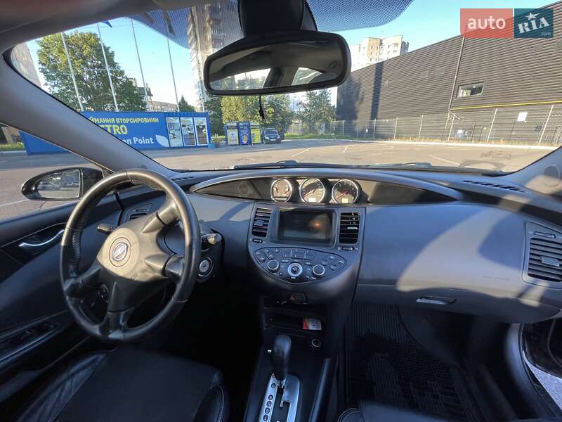 Седан Nissan Primera 2003 в Львові