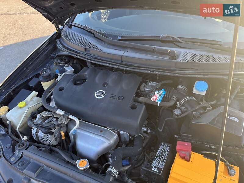 Седан Nissan Primera 2003 в Львові