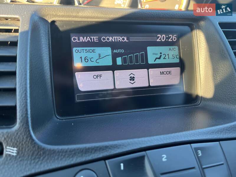 Седан Nissan Primera 2003 в Львові