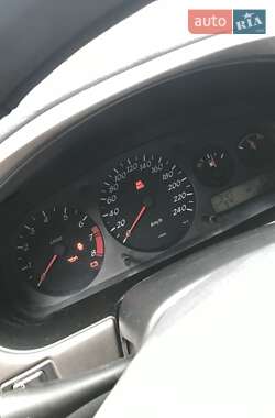 Седан Nissan Primera 2001 в Одесі