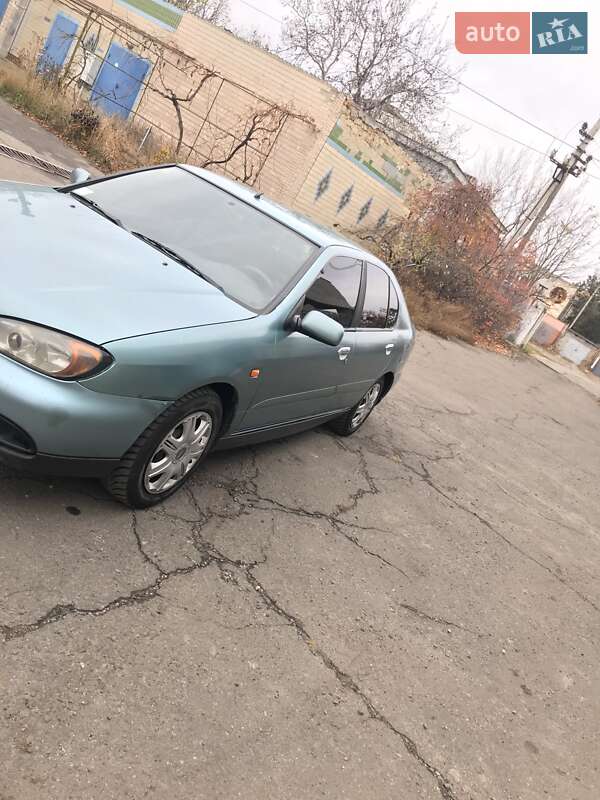 Седан Nissan Primera 2001 в Одесі