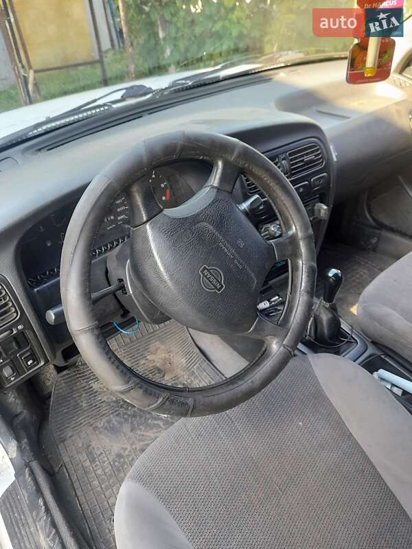 Універсал Nissan Primera 1995 в Львові фото 5 Універсал Nissan Primera 1995 в Львові