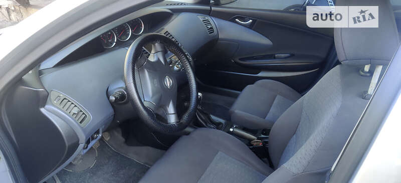 Універсал Nissan Primera 2004 в Новомосковську
