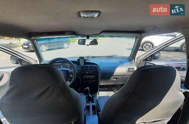 Седан Nissan Primera 1995 в 