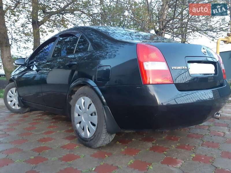Седан Nissan Primera 2006 в Кельменцях