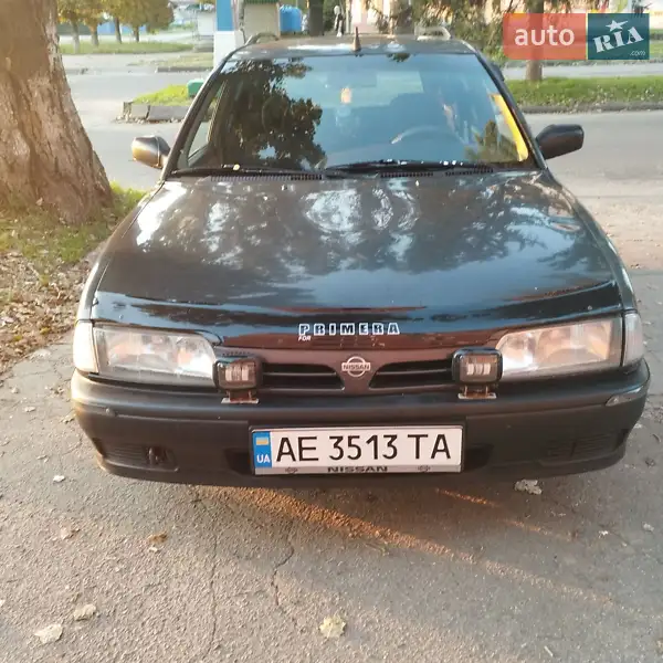 Nissan Primera 1993