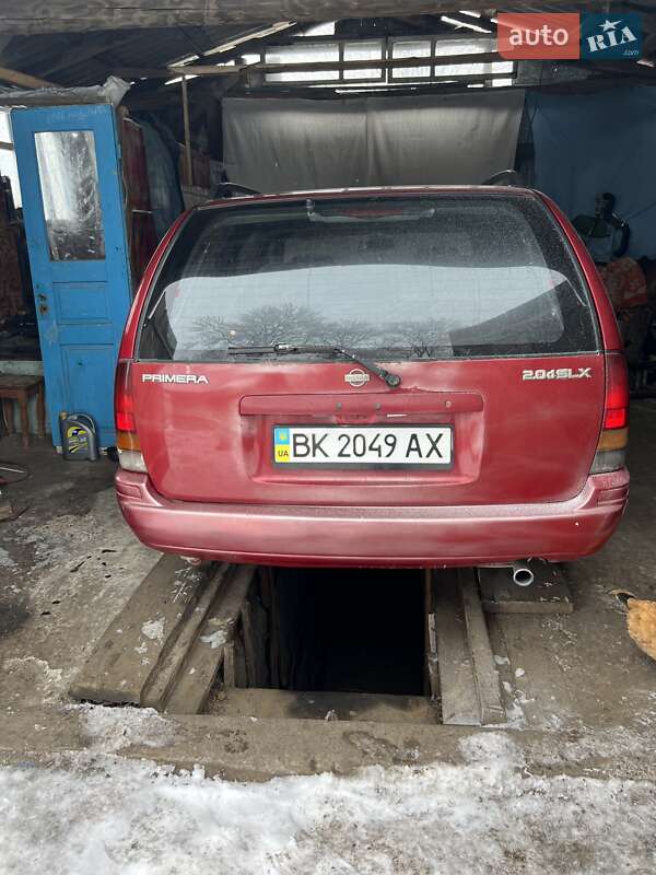 Универсал Nissan Primera 1992 в Зборове