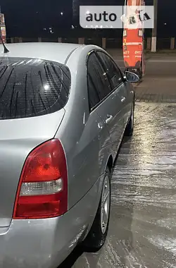 Nissan Primera 2004