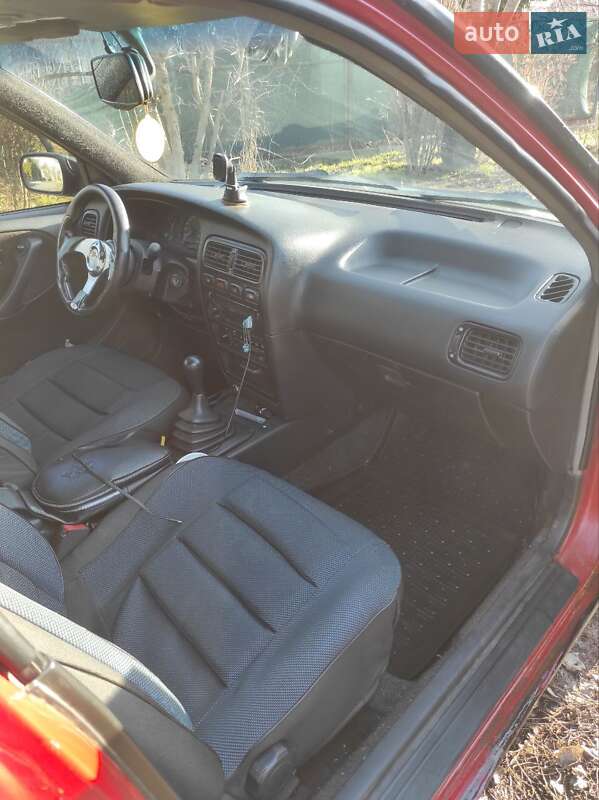 Седан Nissan Primera 1991 в Одессе