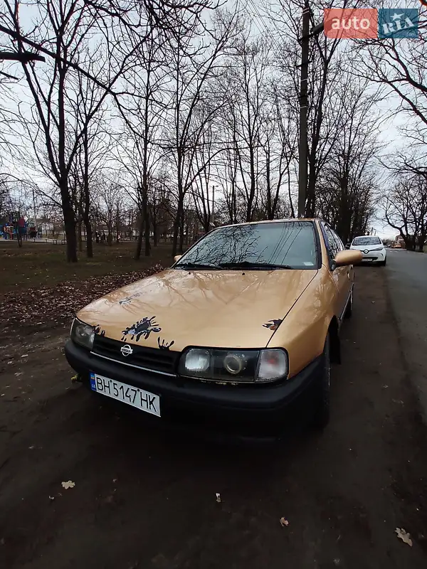 Nissan Primera 1992