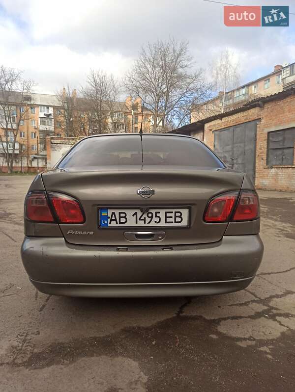 Седан Nissan Primera 2000 в Виннице