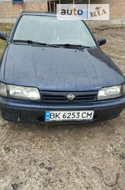 Хетчбек Nissan Primera 1995 в Рівному