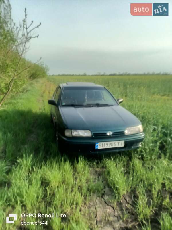 Хэтчбек Nissan Primera 1994 в Березовке
