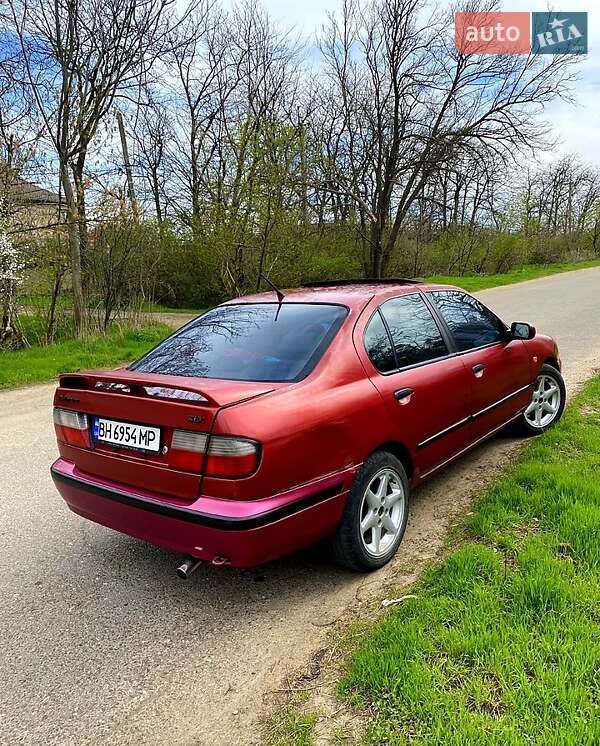 Седан Nissan Primera 1996 в Білгороді-Дністровському
