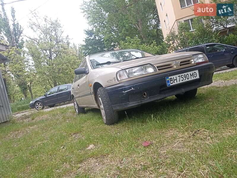 Седан Nissan Primera 1991 в Одесі фото 5 Седан Nissan Primera 1991 в Одесі