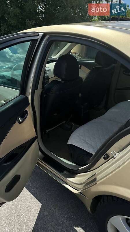 Седан Nissan Primera 2003 в Киеве