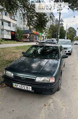 Седан Nissan Primera 1994 в Запорожье